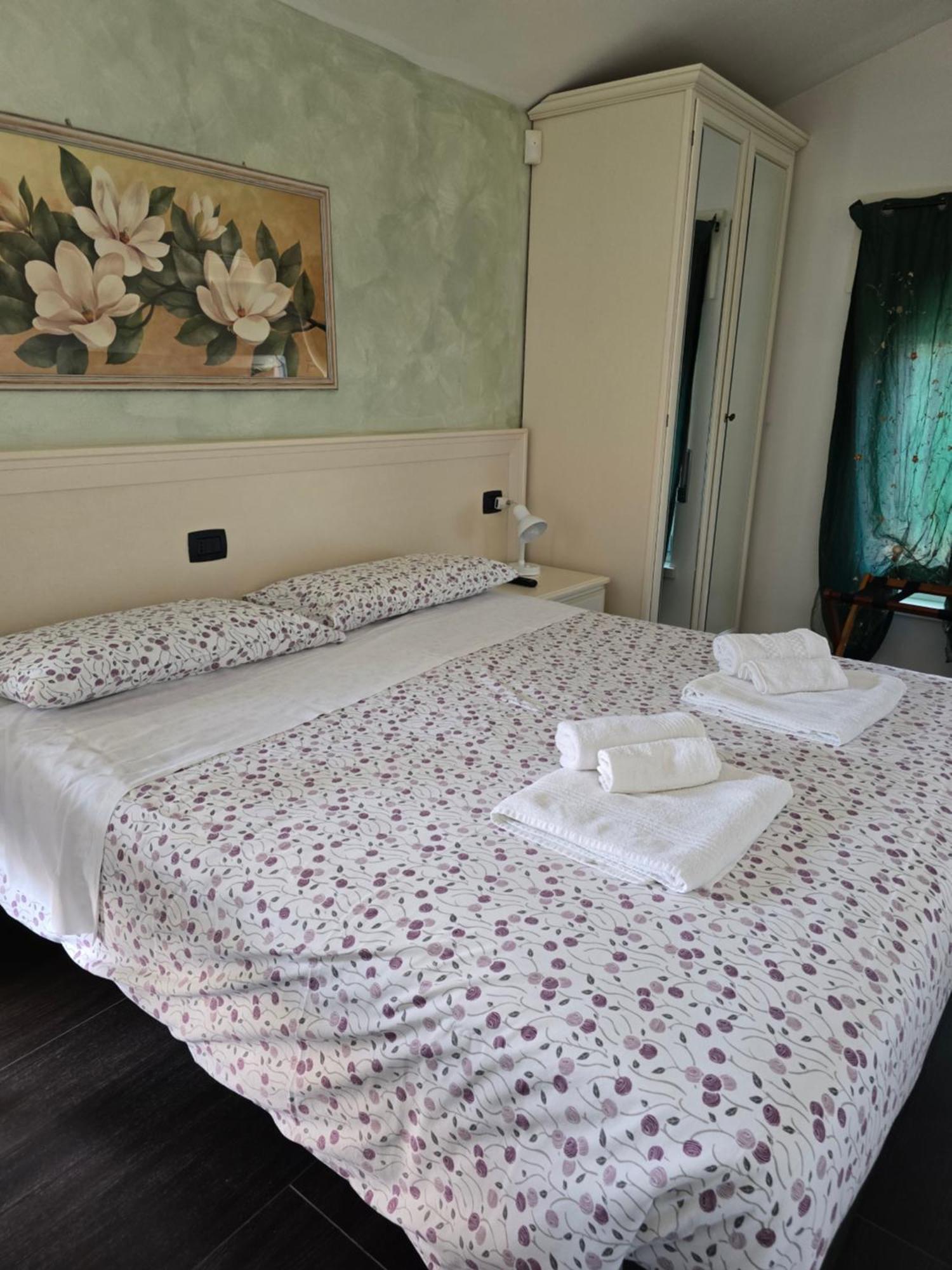 Villa Indipendente A Pochi Passi Dal Lago San Felice del Benaco Dış mekan fotoğraf