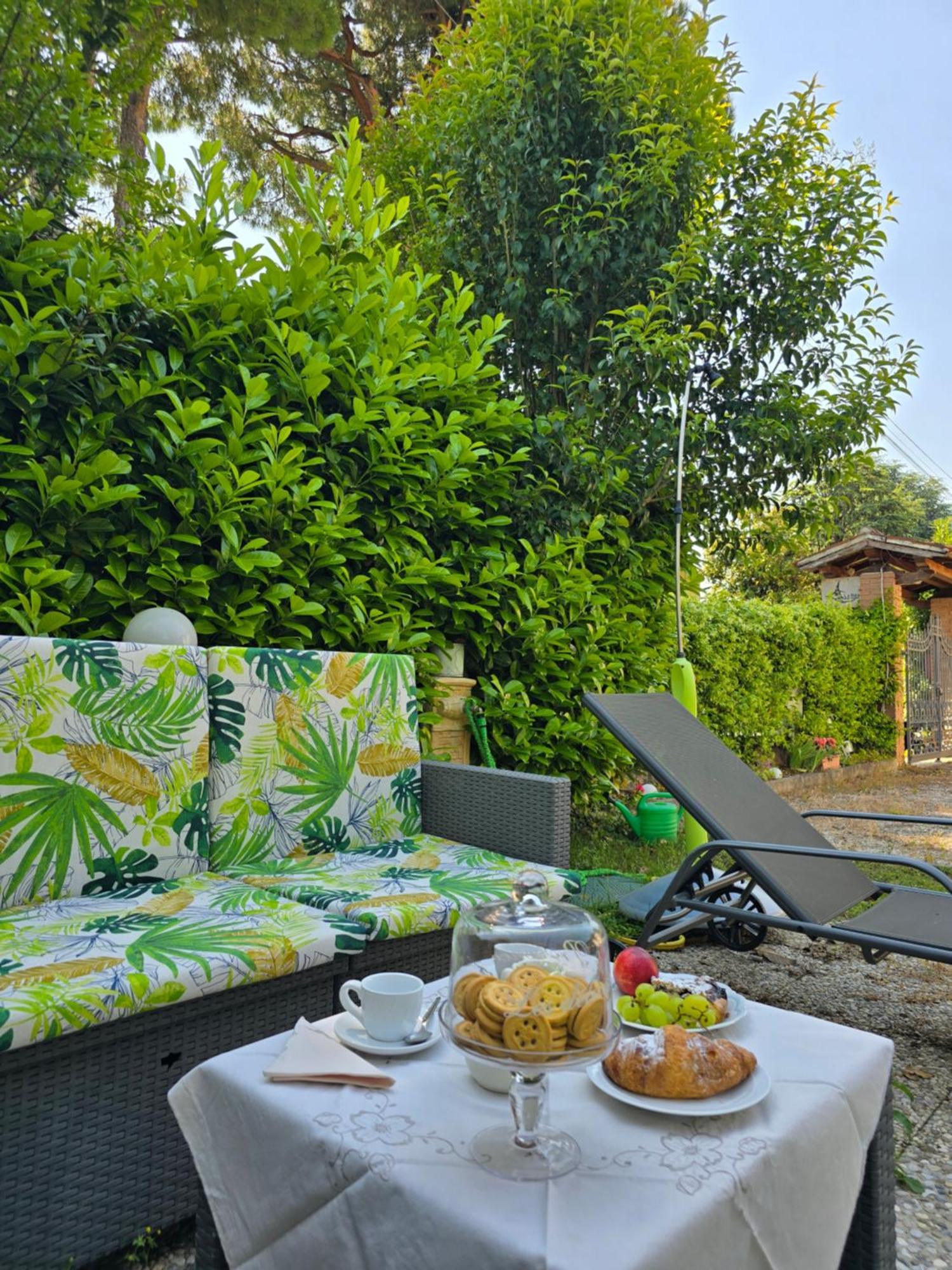 Villa Indipendente A Pochi Passi Dal Lago San Felice del Benaco Dış mekan fotoğraf
