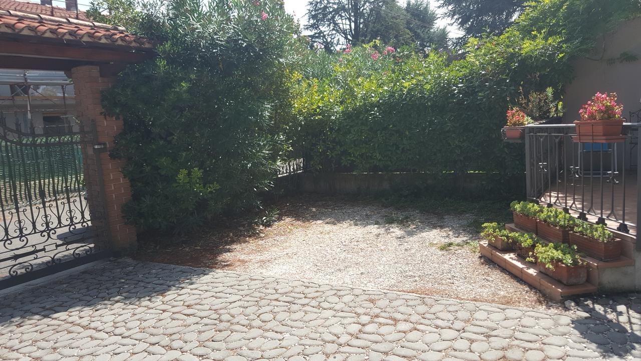 Villa Indipendente A Pochi Passi Dal Lago San Felice del Benaco Dış mekan fotoğraf